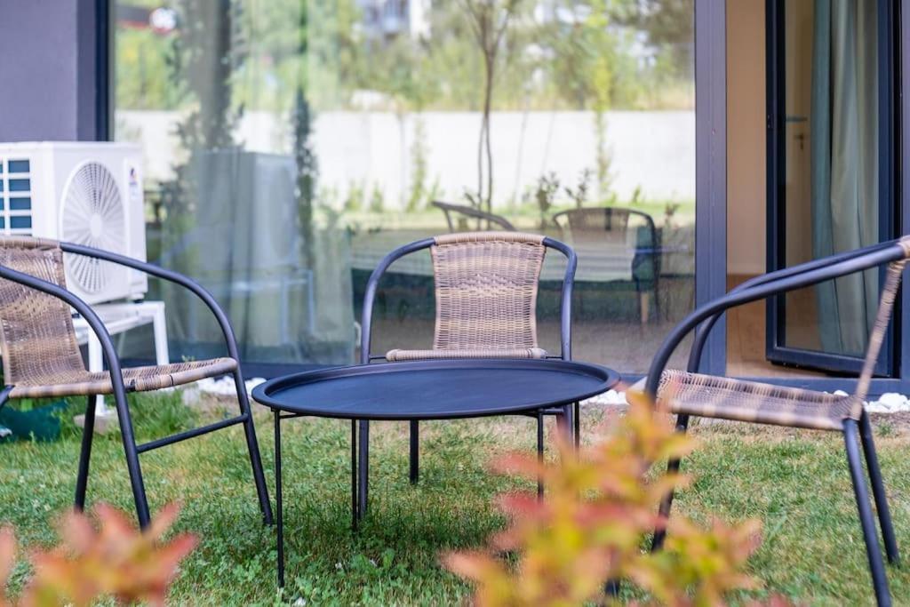 Mycampus 1 Bdrm, Stay 4, Free Parking, Garden, Self Check-In 소피아 외부 사진